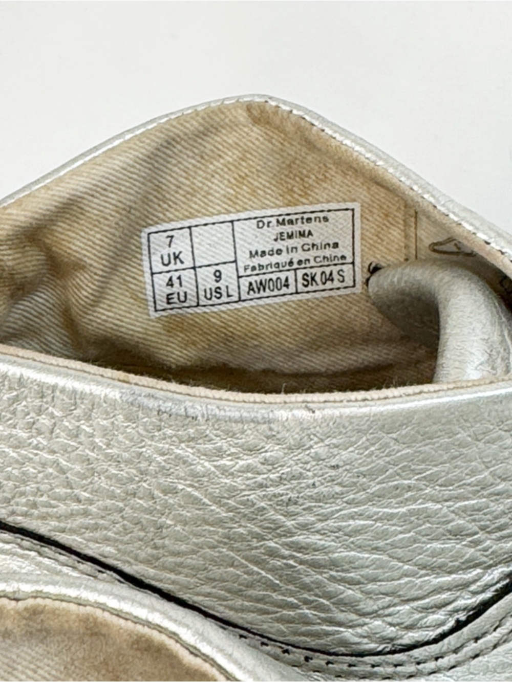 Dr. Martens Jemima Chukka boots, metallic silver leather finish Size 9 - Picture 5 of 6
